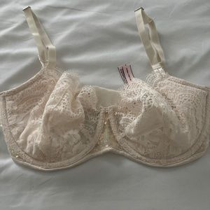 Victoria’s Secret Bra